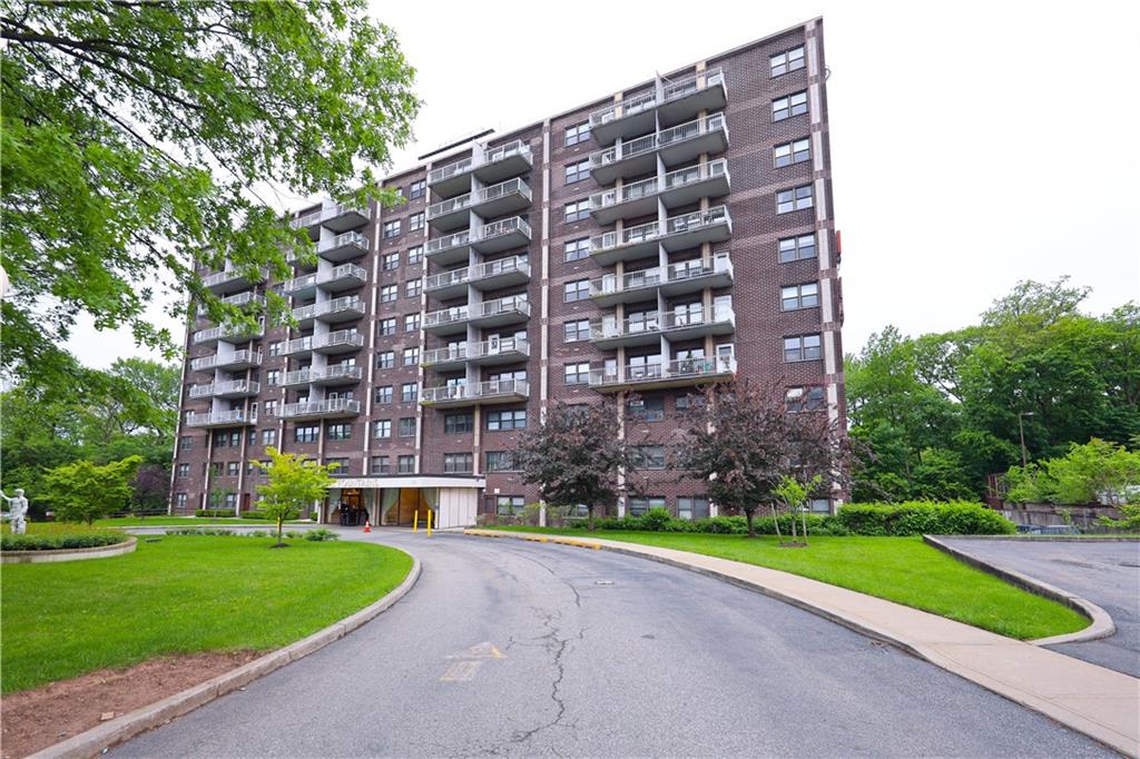 1100 Clove Road 3C Image 1