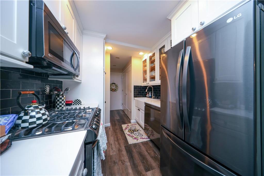 1100 Clove Road 3C Image 3