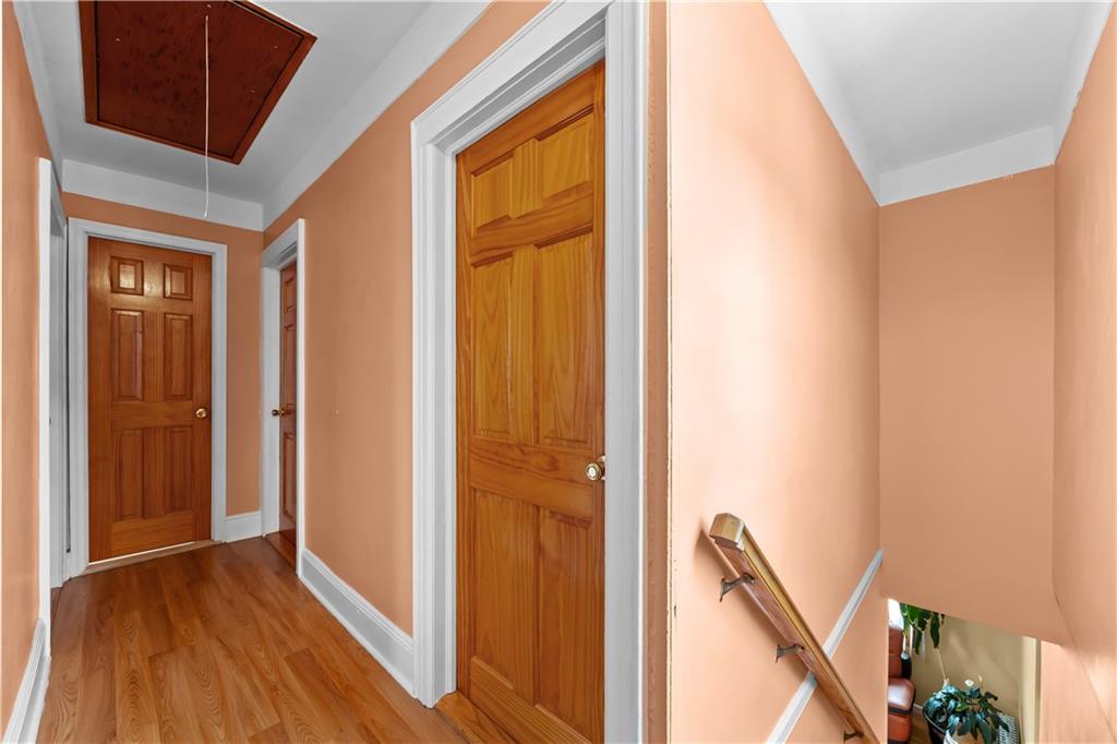 8 Lester Court, Brooklyn, New York, 11229 image 17