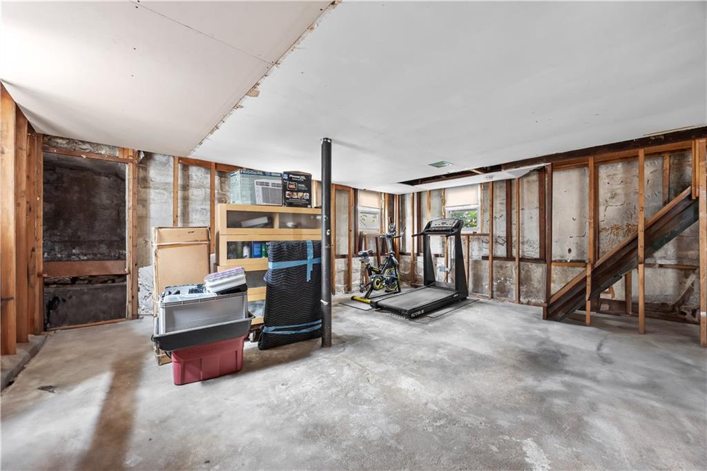 8 Lester Court, Brooklyn, New York, 11229 image 19