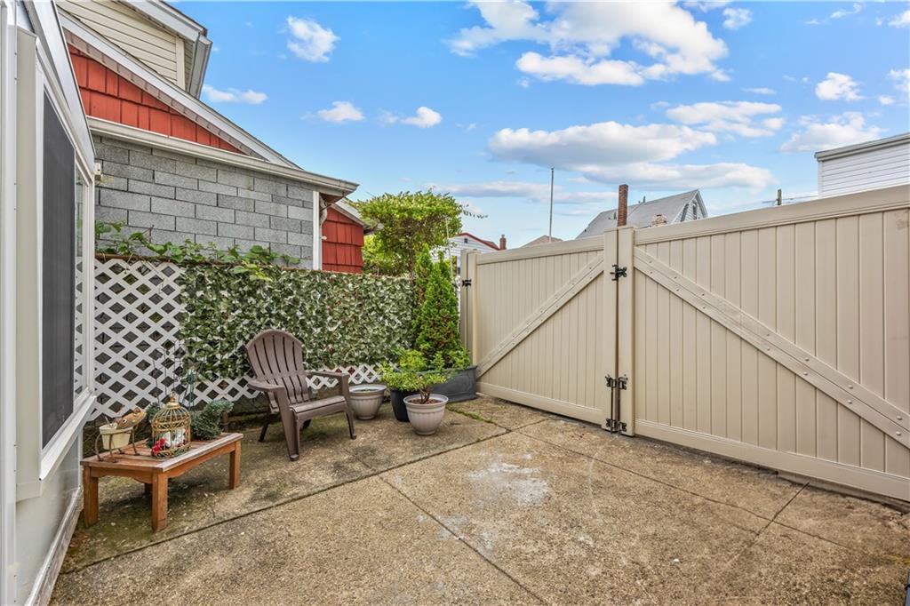 8 Lester Court, Brooklyn, New York, 11229 image 24