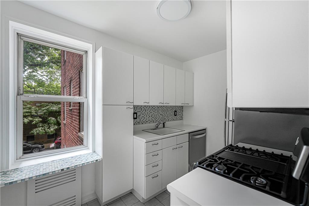 394 Avenue S 2E, Brooklyn, New York, 11223 image 7