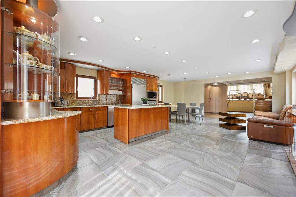 162 Norfolk Street, Brooklyn, New York, 11235 image 9