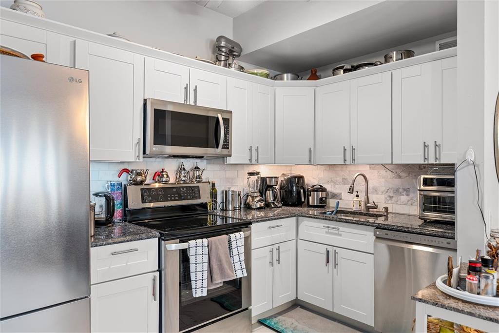 221 Beach 80th Street 7B, Rockaway Beach, New York, 11693 image 8