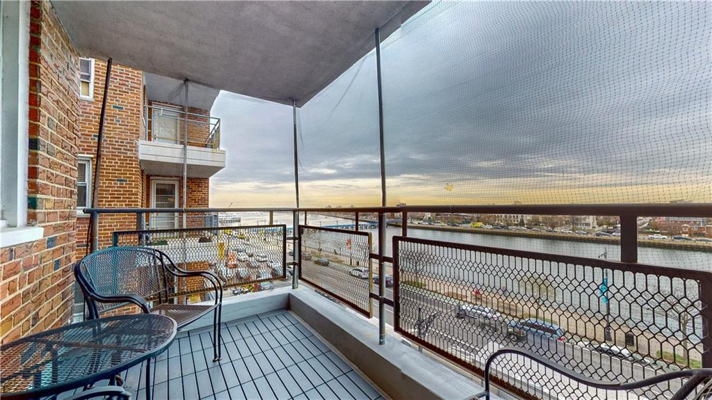 1625 Emmons Avenue 4D Image 3