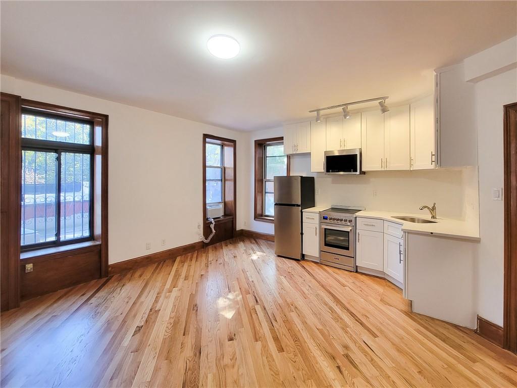 385 6th Ave, Brooklyn, New York, 11215 image 16
