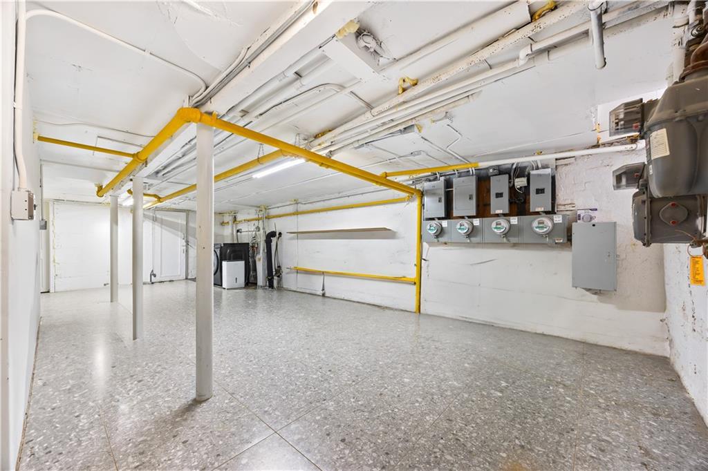 385 6th Ave, Brooklyn, New York, 11215 image 24