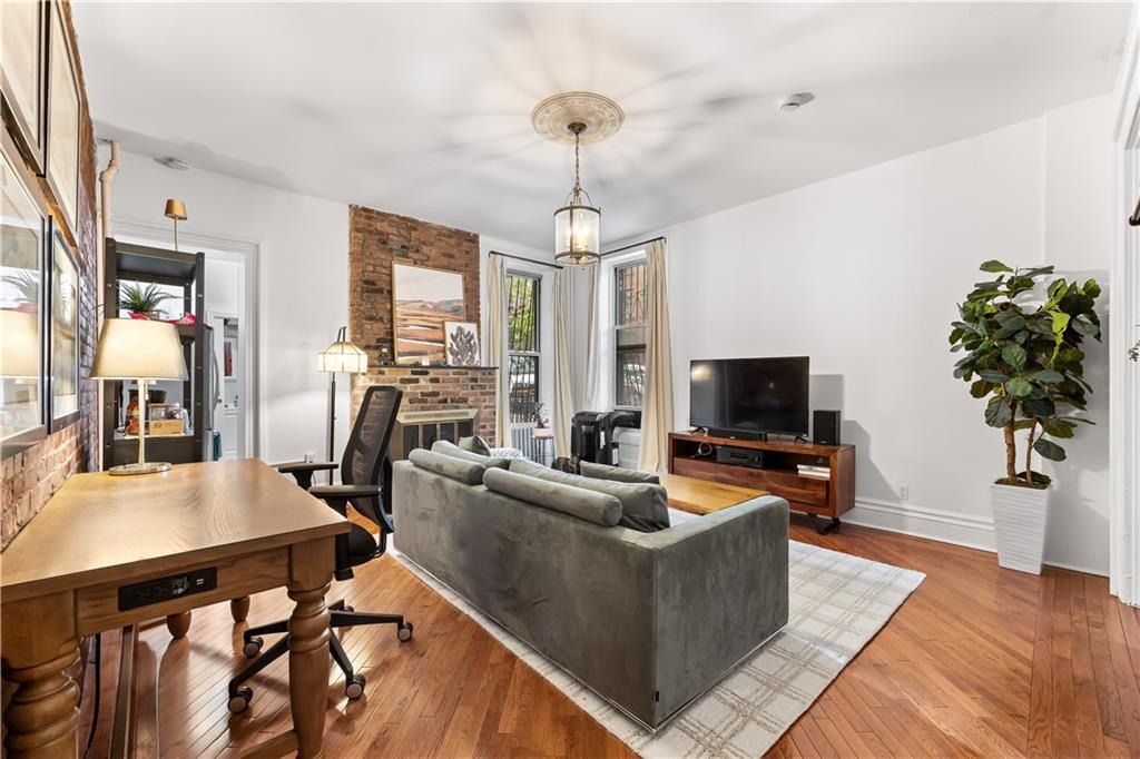 385 6th Ave, Brooklyn, New York, 11215 image 8