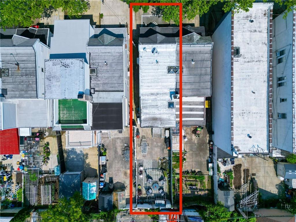 2038 West 10th Street, Brooklyn, New York, 11223 image 34