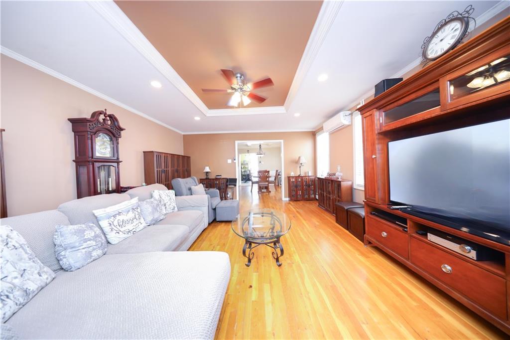 2038 West 10th Street, Brooklyn, New York, 11223 image 6