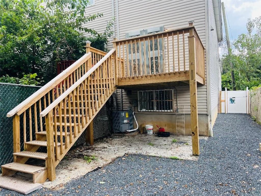 16 Mickardan Court, Staten  Island, New York, 10304 image 22