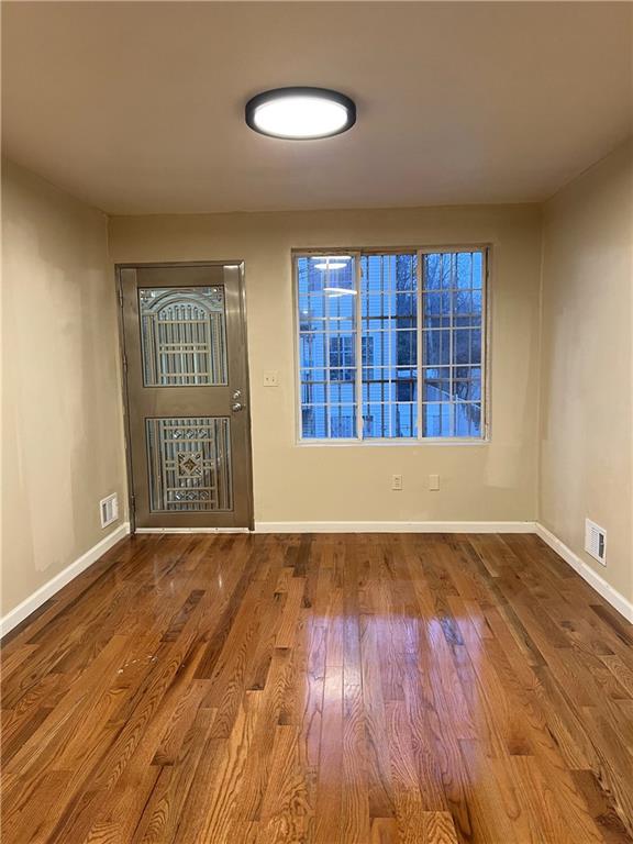 16 Mickardan Court, Staten  Island, New York, 10304 image 7