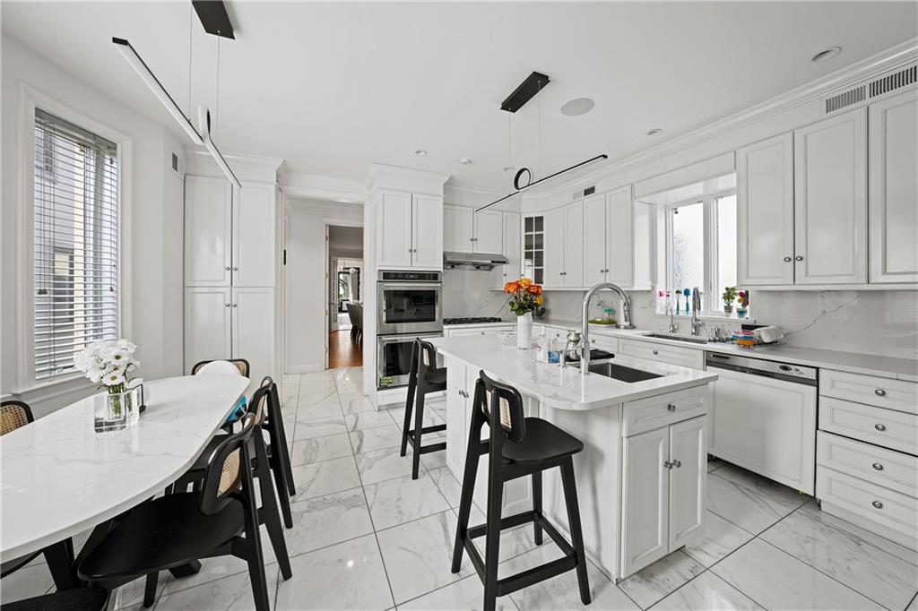961 East 7th Street, Brooklyn, New York, 11230 image 8