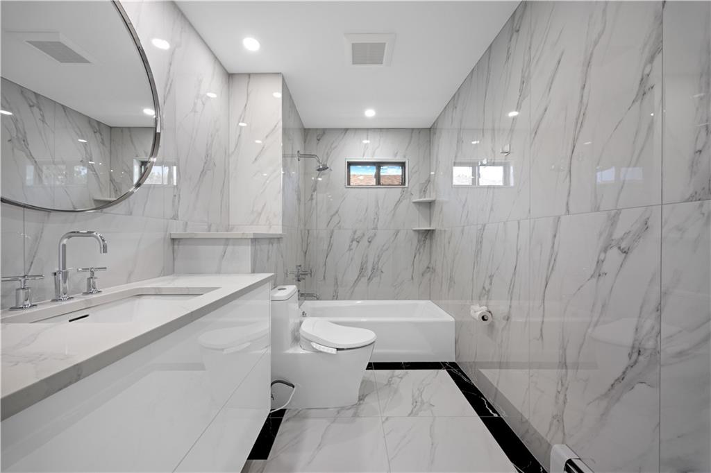 164 Railroad Street, Staten  Island, New York, 10312 image 16