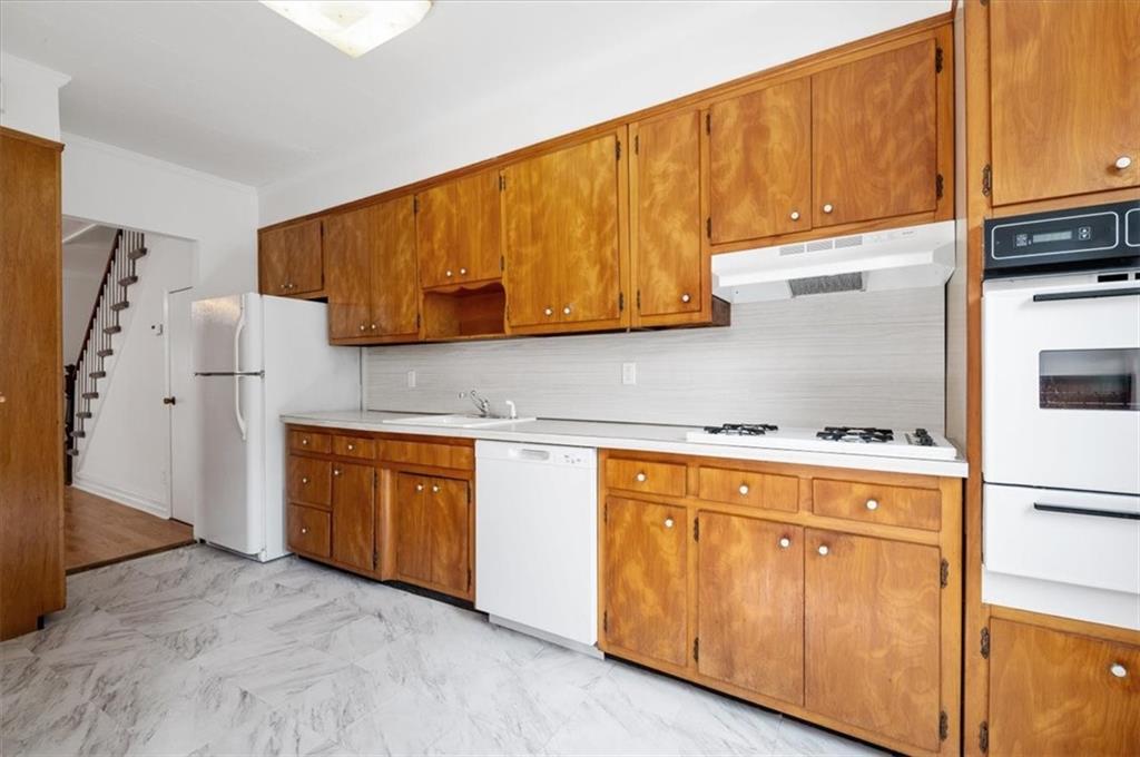 1506 East 29th Street, Brooklyn, New York, 11229 image 11