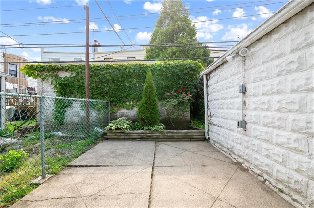 1506 East 29th Street, Brooklyn, New York, 11229 image 28