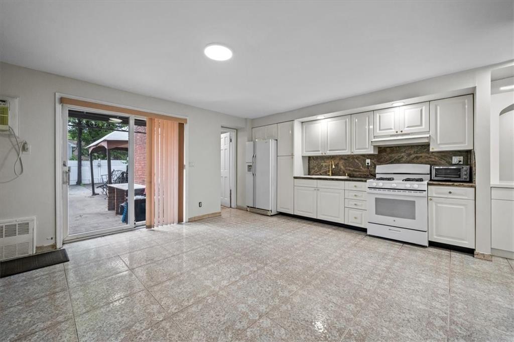 3809 12th Avenue, Brooklyn, New York, 11218 image 6