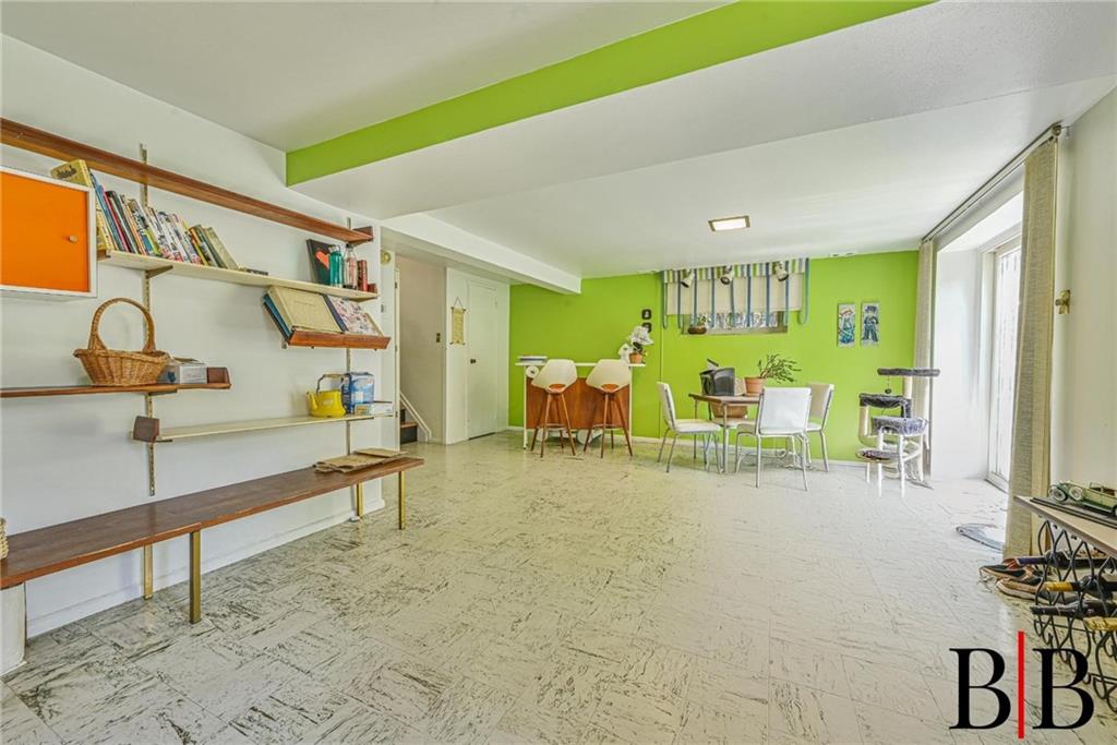 203 Whitman Drive, Brooklyn, New York, 11234 image 20