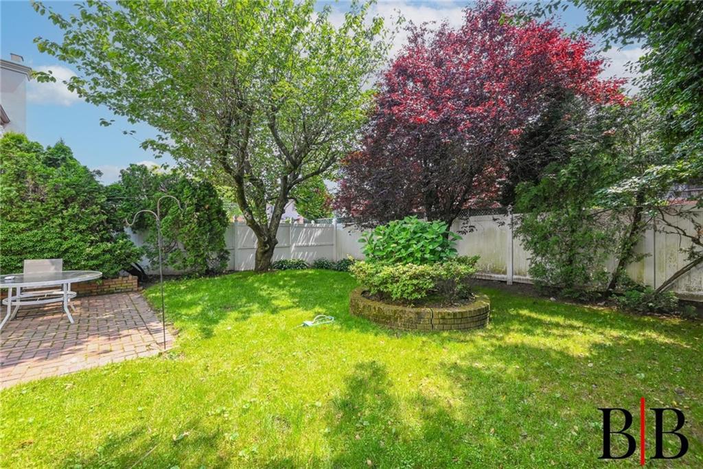 203 Whitman Drive, Brooklyn, New York, 11234 image 22