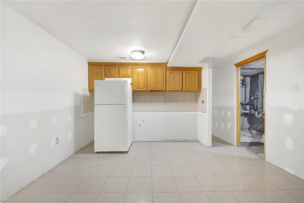 827 East 55th Street, Brooklyn, New York, 11234 image 17