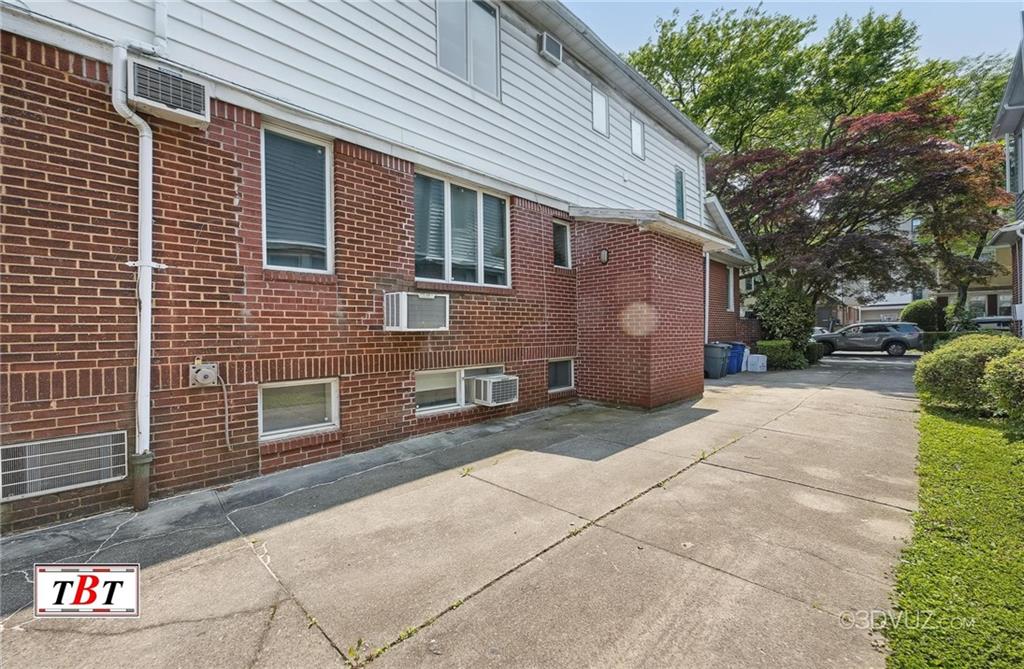 995 East 21st Street, Brooklyn, New York, 11210 image 8