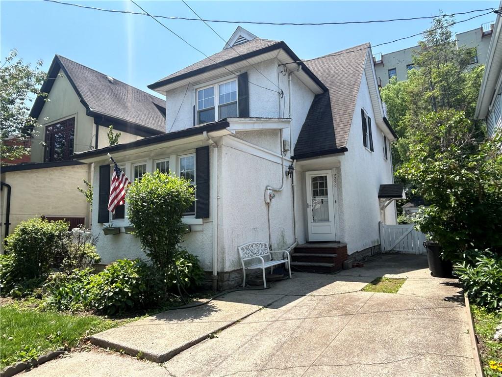2390 East 21st Street Image 3