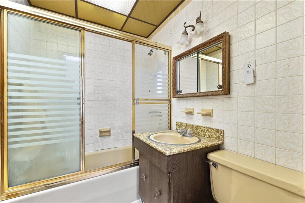2039 West 5th Street, Brooklyn, New York, 11223 image 18