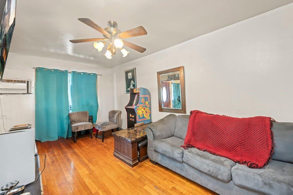 1130 East 99th Street, Brooklyn, New York, 11236 image 8