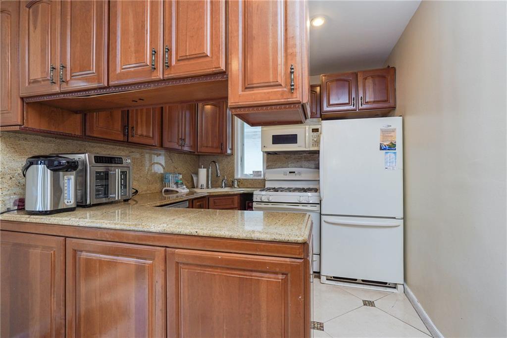 305 Avenue O, Brooklyn, New York, 11230 image 20