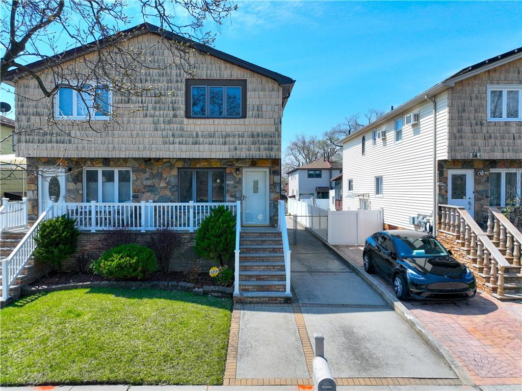 18 Rowan Avenue Image 1