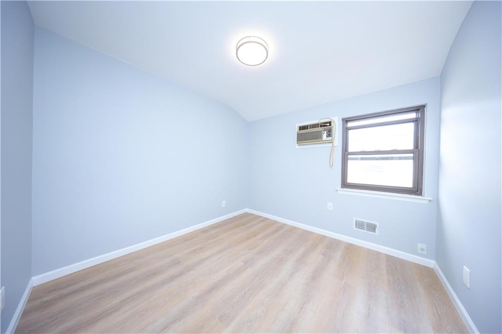 18 Rowan Avenue, Staten  Island, New York, 10306 image 11