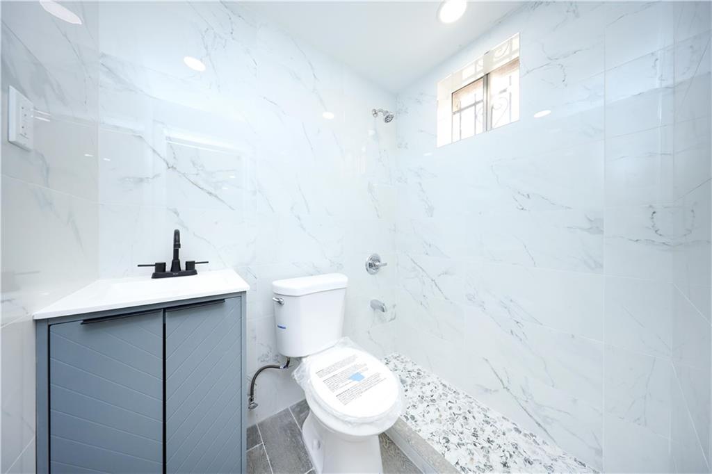 18 Rowan Avenue, Staten  Island, New York, 10306 image 14