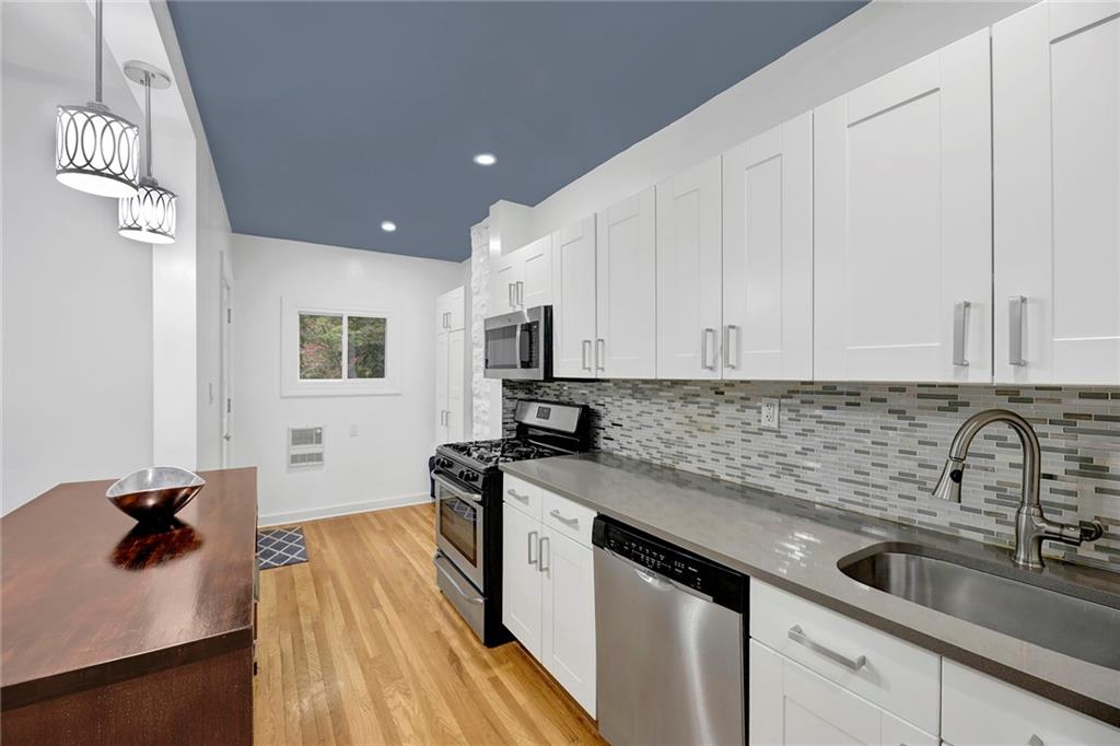 1224 East 37th Street, Brooklyn, New York, 11210 image 19