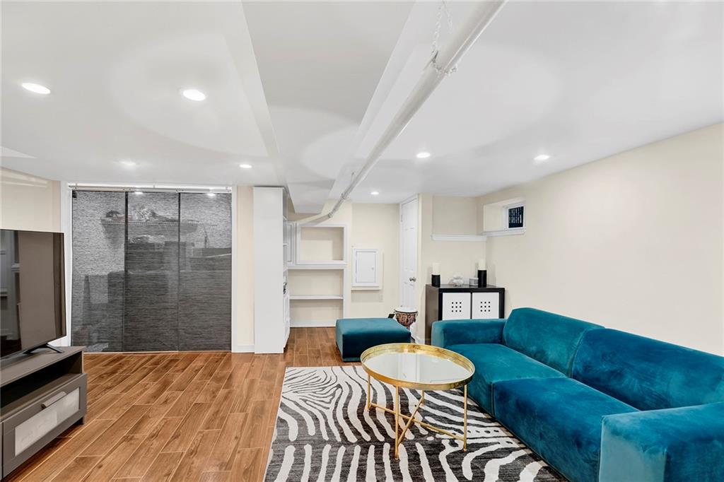1224 East 37th Street, Brooklyn, New York, 11210 image 31
