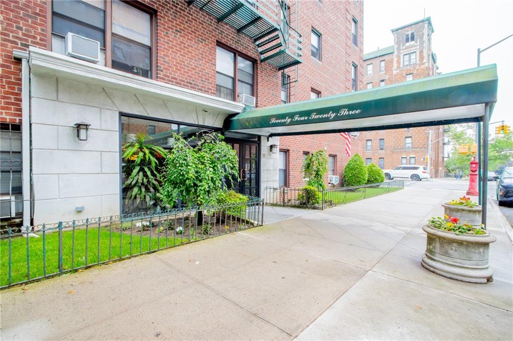 7423 Ridge Boulevard 2B, Brooklyn, New York, 11209 image 25