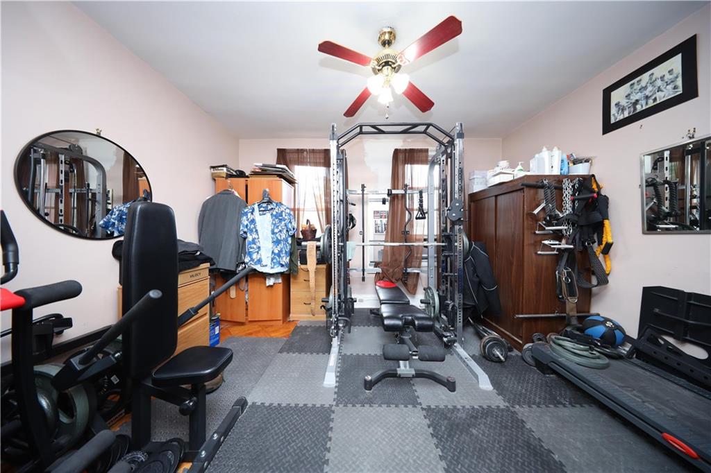 32 Gatling Place, Brooklyn, New York, 11209 image 19