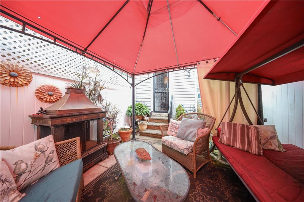 32 Gatling Place, Brooklyn, New York, 11209 image 24