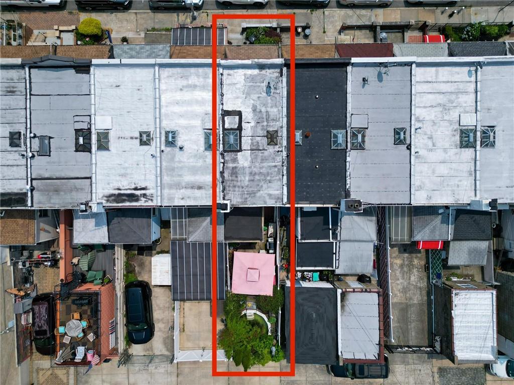 32 Gatling Place, Brooklyn, New York, 11209 image 7