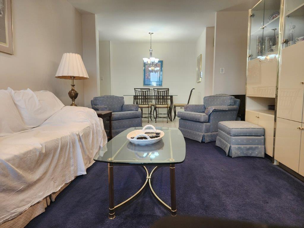 2251 Plumb Street 6B Image 2