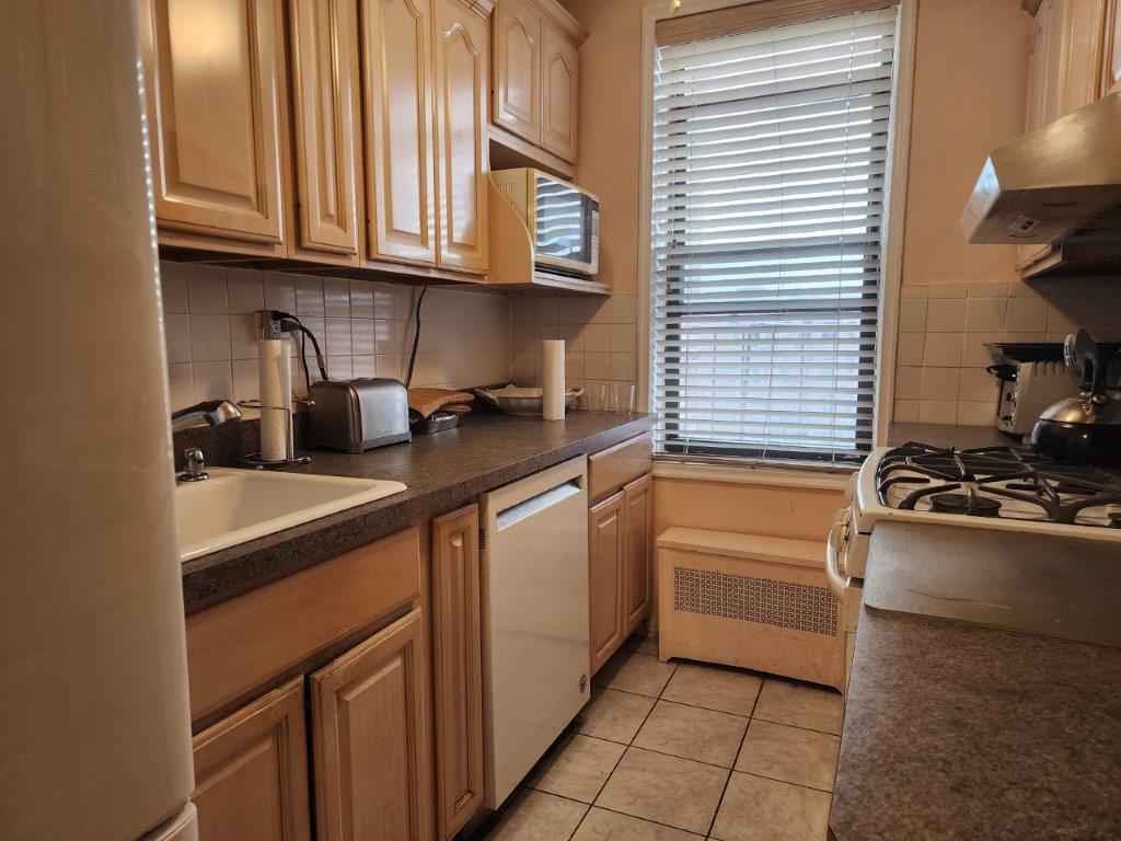2251 Plumb Street 6B Image 5