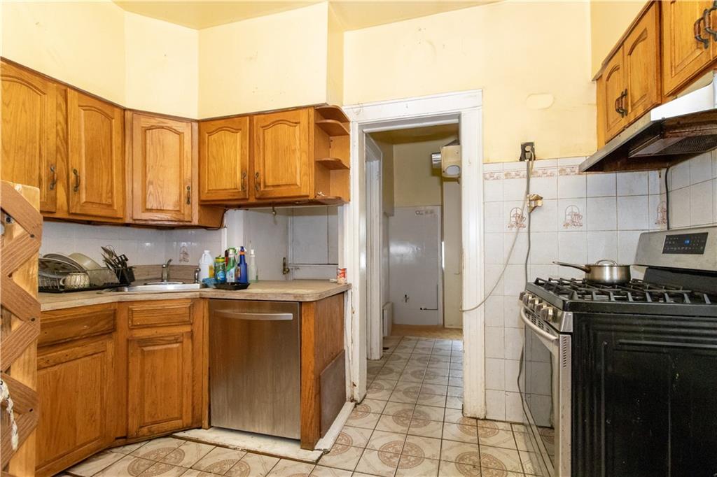3820 Clarendon Road, Brooklyn, New York, 11203 image 16
