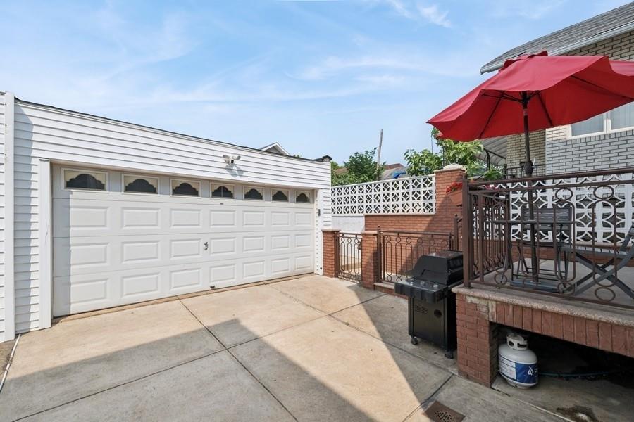 921 77th Street, Brooklyn, New York, 11228 image 19