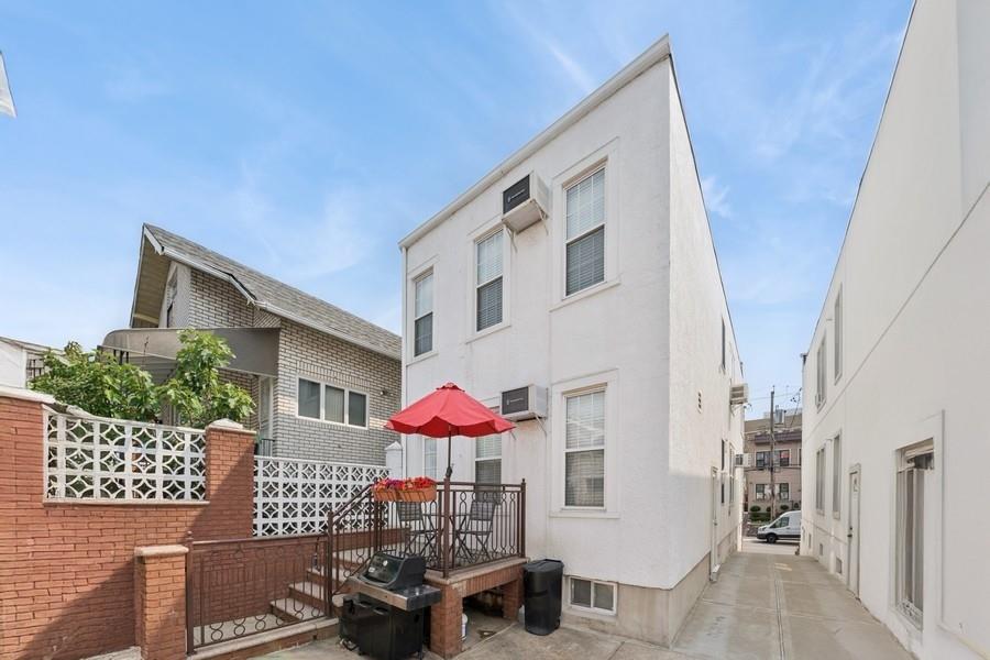 921 77th Street, Brooklyn, New York, 11228 image 20
