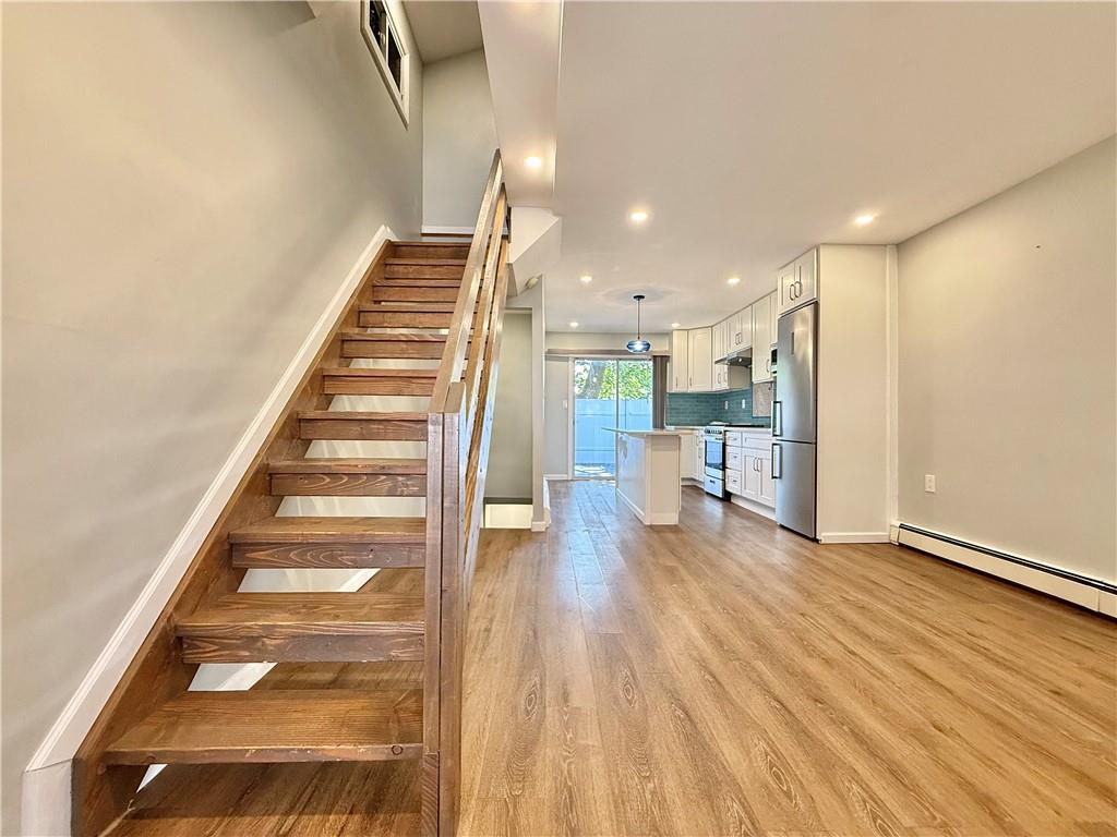 90 Hickory Avenue, Staten  Island, New York, 10305 image 6