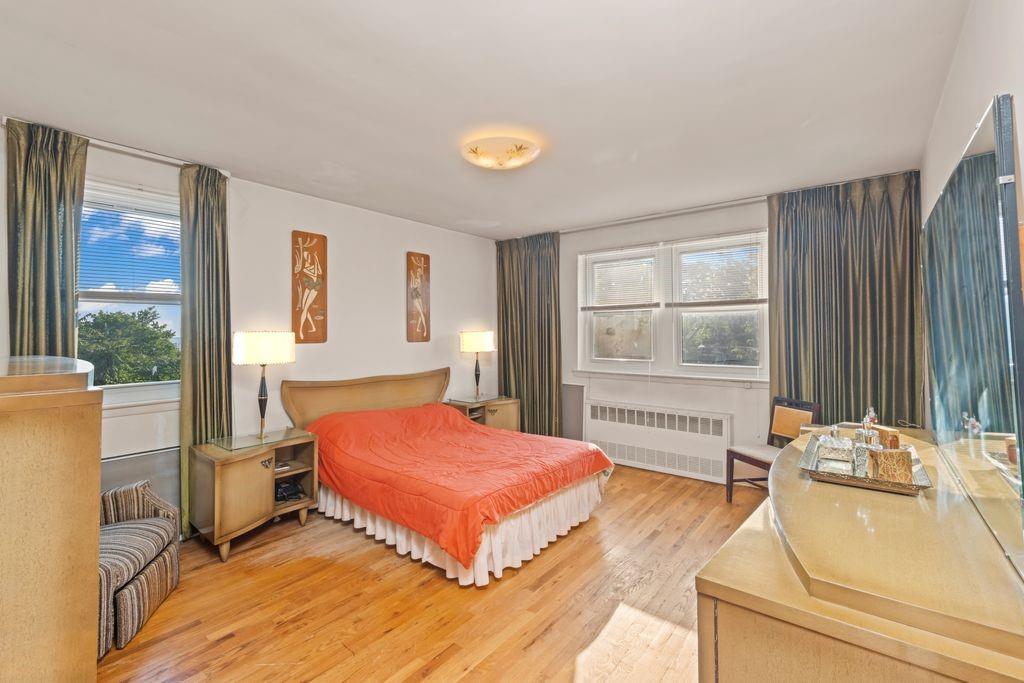 8880 Bay 16th Street, Brooklyn, New York, 11214 image 17