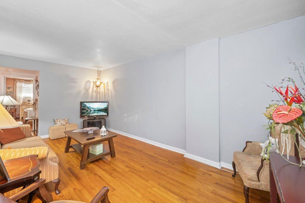 8880 Bay 16th Street, Brooklyn, New York, 11214 image 23