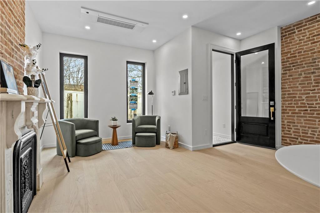 320 10th Street, Brooklyn, New York, 11215 image 12