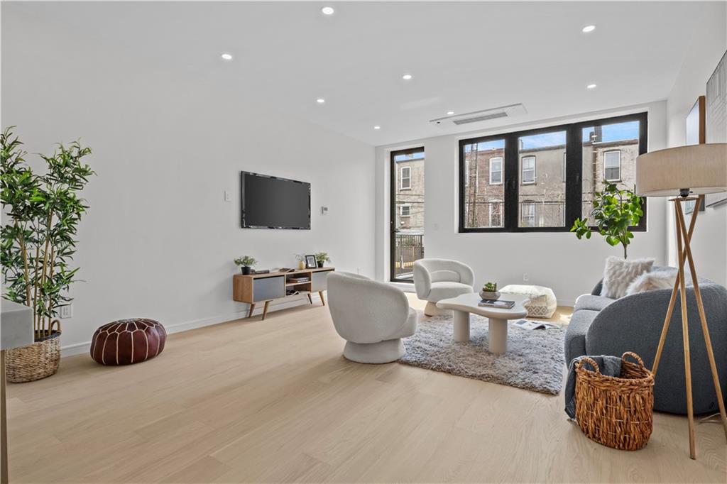 320 10th Street, Brooklyn, New York, 11215 image 7