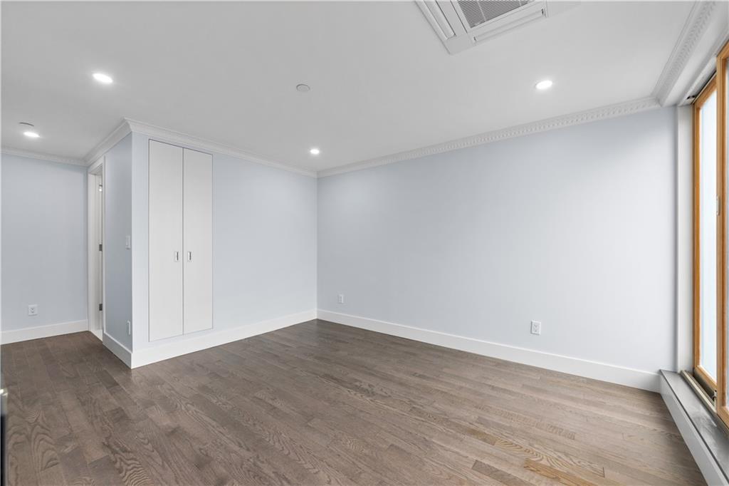 100 16th Street 4 Image 4