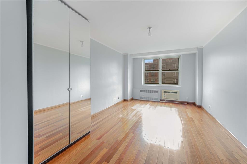 35 Seacoast Terrace 8A, Brooklyn, New York, 11235 image 11